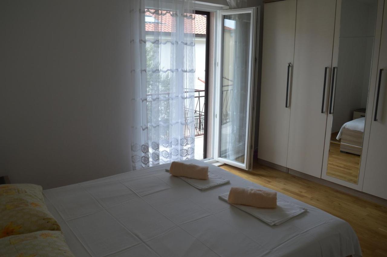 Apartman Dane Makarska Exterior foto